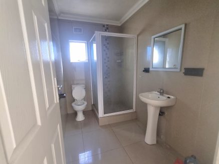 Perfect 2 bedroom starter Home in  Moseley Park