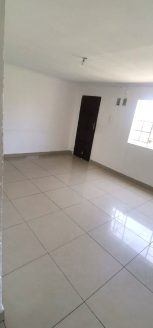 2 bedroom flat for rent in Phoenix