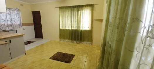 1 Bedroom bachelor unit on a shared property in Mobeni heights
